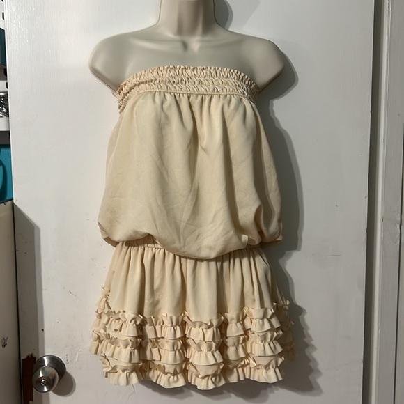 Alythea Dresses & Skirts - Alythea Ruffled Creme Colored Off Shoulder Mini Dress